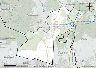 Carte en couleur présentant le réseau hydrographique de la commune