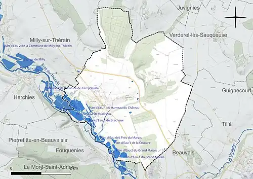 Carte en couleur présentant le réseau hydrographique de la commune