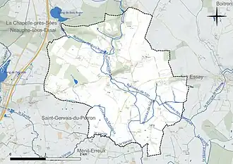 Carte en couleur présentant le réseau hydrographique de la commune