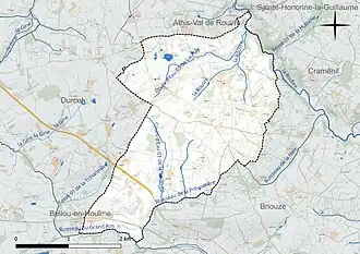 Carte en couleur présentant le réseau hydrographique de la commune