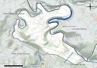 Carte en couleur présentant le réseau hydrographique de la commune