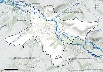 Carte en couleur présentant le réseau hydrographique de la commune