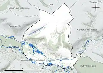 Carte en couleur présentant le réseau hydrographique de la commune