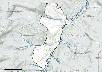 Carte en couleur présentant le réseau hydrographique de la commune
