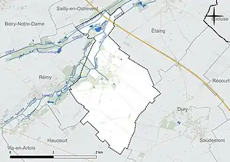 Carte en couleur présentant le réseau hydrographique de la commune