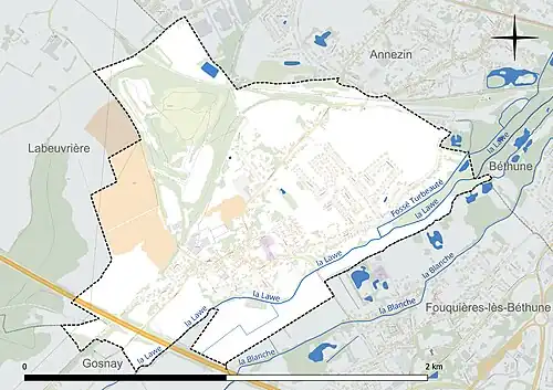 Carte en couleur présentant le réseau hydrographique de la commune
