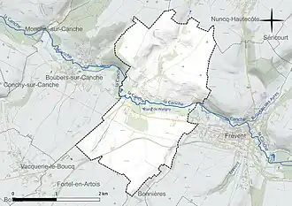 Carte en couleur présentant le réseau hydrographique de la commune