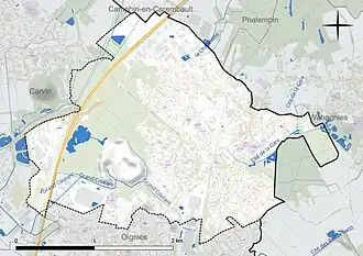 Carte en couleur présentant le réseau hydrographique de la commune