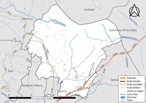 Carte en couleur présentant le réseau hydrographique de la commune
