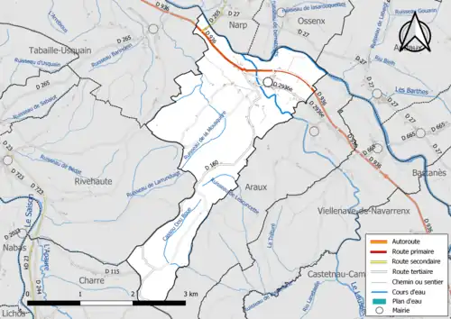 Carte en couleur présentant le réseau hydrographique de la commune