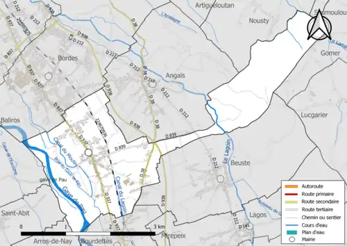 Carte en couleur présentant le réseau hydrographique de la commune
