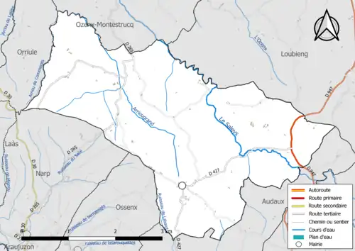 Carte en couleur présentant le réseau hydrographique de la commune