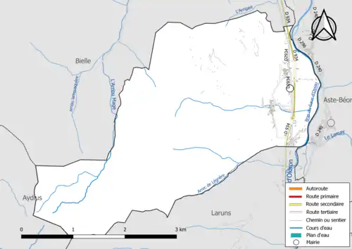 Carte en couleur présentant le réseau hydrographique de la commune