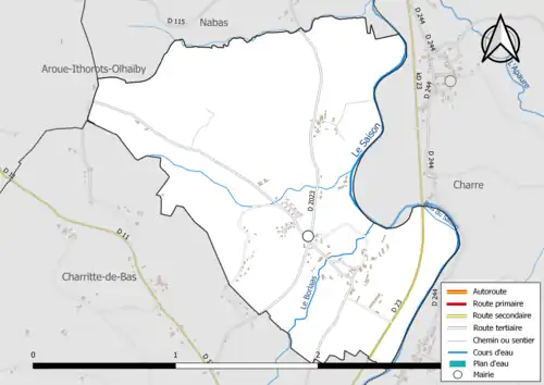Carte en couleur présentant le réseau hydrographique de la commune