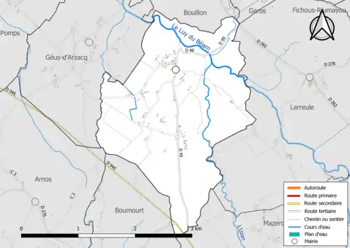 Carte en couleur présentant le réseau hydrographique de la commune