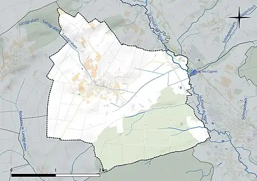Carte en couleur présentant le réseau hydrographique de la commune