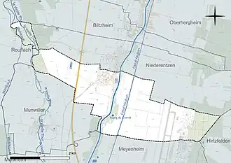Carte en couleur présentant le réseau hydrographique de la commune