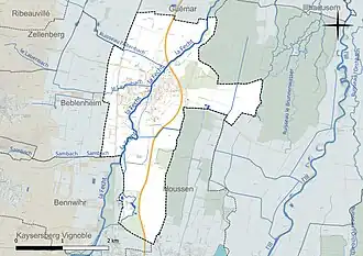 Carte en couleur présentant le réseau hydrographique de la commune