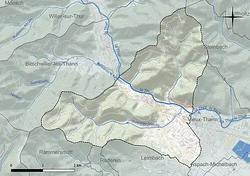 Carte en couleur présentant le réseau hydrographique de la commune