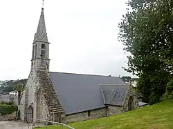 L'église Saint-Jacques de Pouldavid.