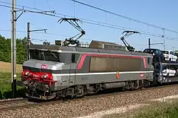 La BB 7221 avec la livrée Corail +