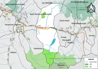 Carte qui schématise le Réseau Natura 2000 écrit en légende de la commune : il y a une zone sous le mont Bréquin en vert clair ainsi qu'une autre plus vaste tout au sud d'Orelle, près du chaînon du Thabor indiqué.