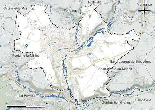 Carte en couleur présentant le réseau hydrographique de la commune
