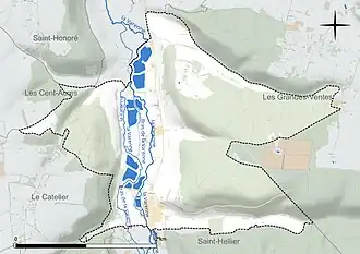 Carte en couleur présentant le réseau hydrographique de la commune