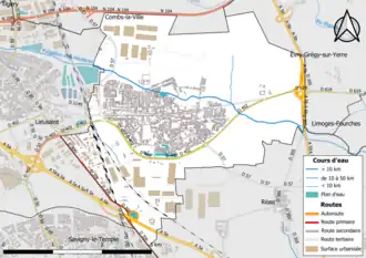 Carte en couleur présentant le réseau hydrographique de la commune