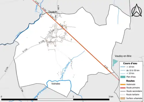 Carte en couleur présentant le réseau hydrographique de la commune