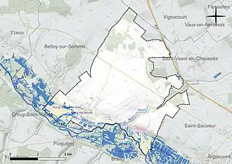 Carte en couleur présentant le réseau hydrographique de la commune
