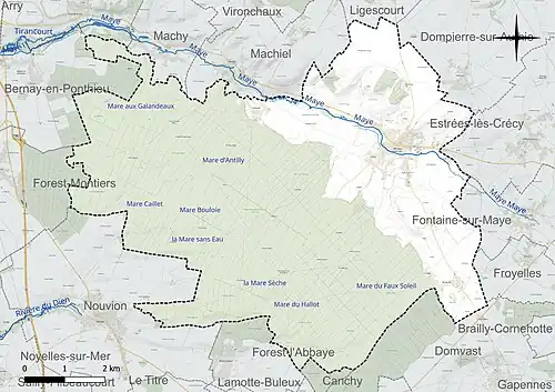 Carte en couleur présentant le réseau hydrographique de la commune