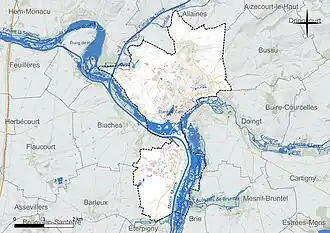 Carte en couleur présentant le réseau hydrographique de la commune