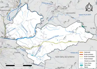Carte en couleur présentant le réseau hydrographique de la commune