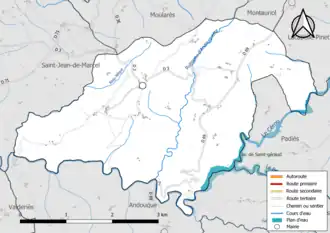 Carte en couleur présentant le réseau hydrographique de la commune