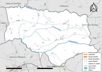 Carte en couleur présentant le réseau hydrographique de la commune