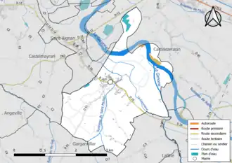 Carte en couleur présentant le réseau hydrographique de la commune