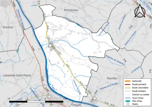 Carte en couleur présentant le réseau hydrographique de la commune