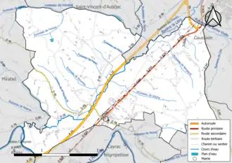 Carte en couleur présentant le réseau hydrographique de la commune