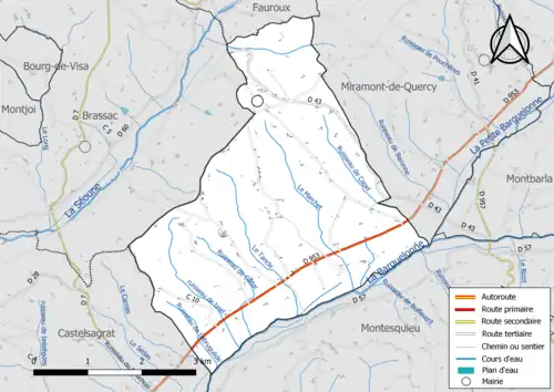 Carte en couleur présentant le réseau hydrographique de la commune