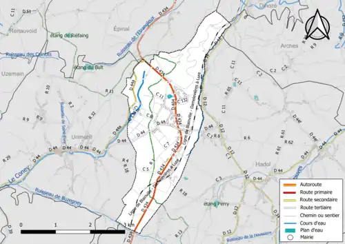 Carte en couleur présentant le réseau hydrographique de la commune