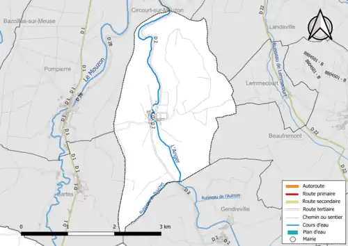 Carte en couleur présentant le réseau hydrographique de la commune