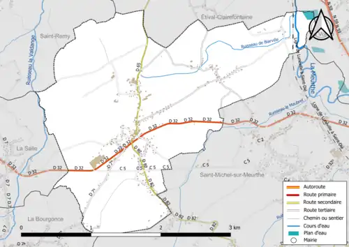 Carte en couleur présentant le réseau hydrographique de la commune