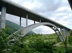Le pont ouest du viaduc du Crozet.