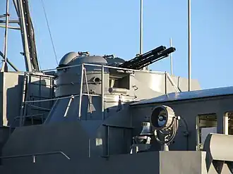 Canon jumelé AK-230 de 30 mm