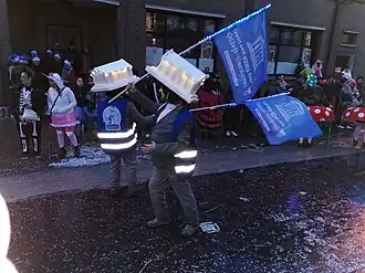 Réaction de mécontentement par rapport à la décision de l'UNESCO, lors du carnaval de 2020.