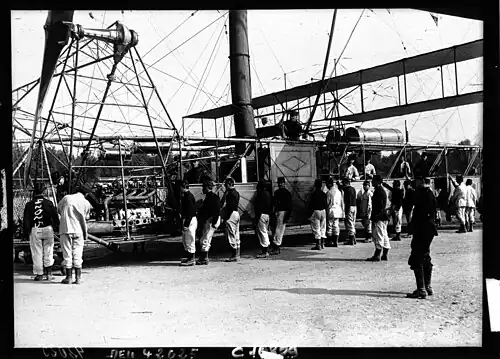 Gros plan sur la nacelle.