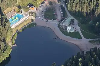 Piscine et plage d'Ahvenisto.