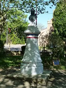 Le monument aux morts.