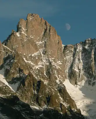 Vue du versant occidental.